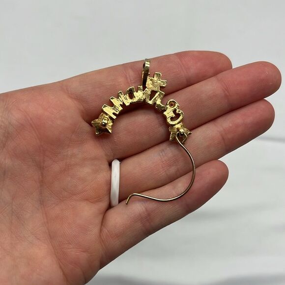 6 Vintage Necklace Pendants; Fish, Flower, Wanderer, Grandma, Beads & Apple - Picture 16 of 16